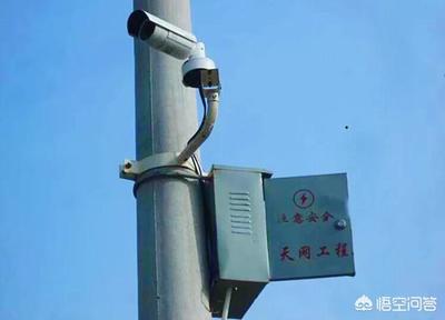 道路攝像頭與公路燈桿協同 違章測速的技術原理