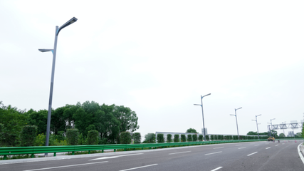 金義中央大道通車 三思智慧綜合桿與道路照明系統共筑23公里智慧公路新范本